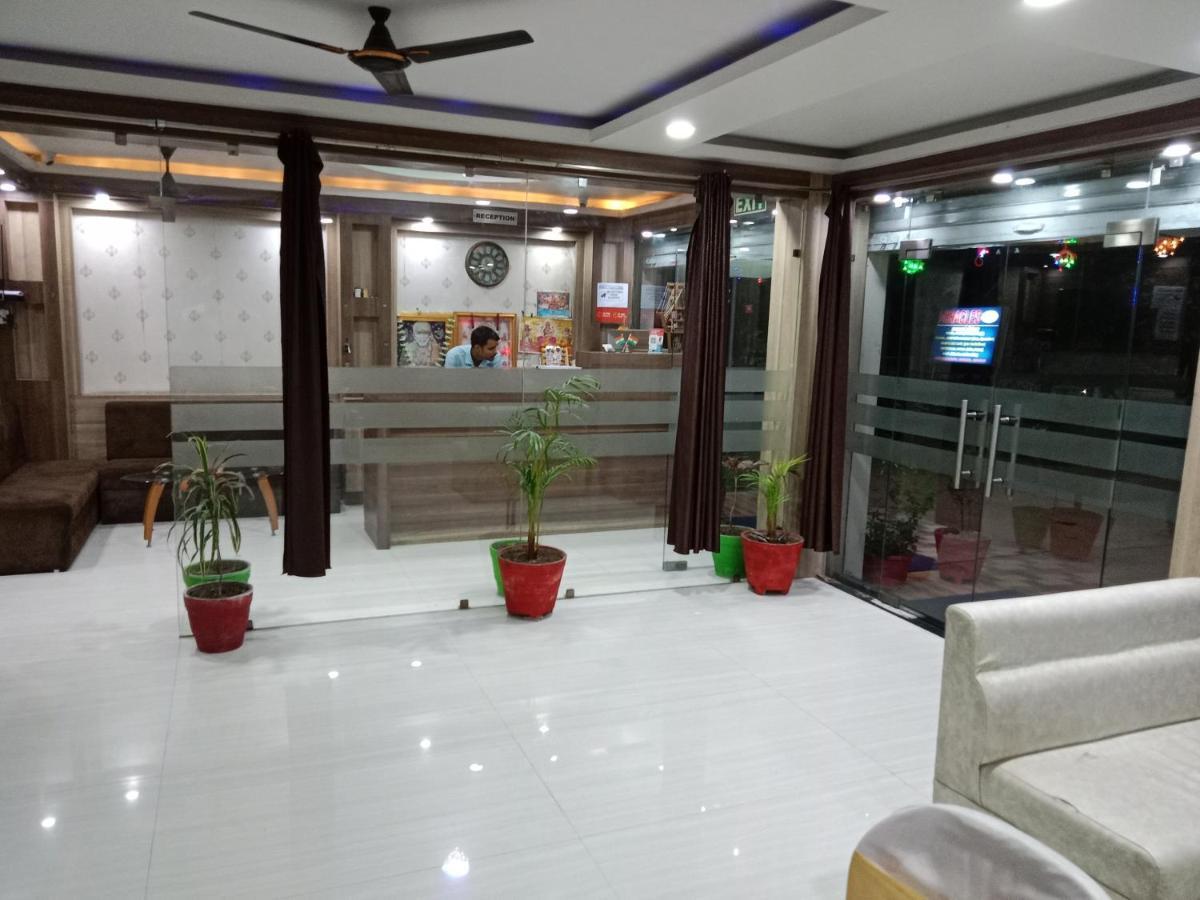 Hotel R K Palace Bhopal Exterior foto